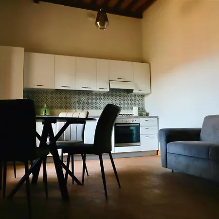 La Dimora Degli Etruschi Apartment *