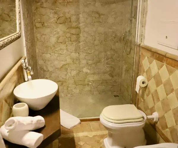 La Dimora Degli Etruschi Apartment *